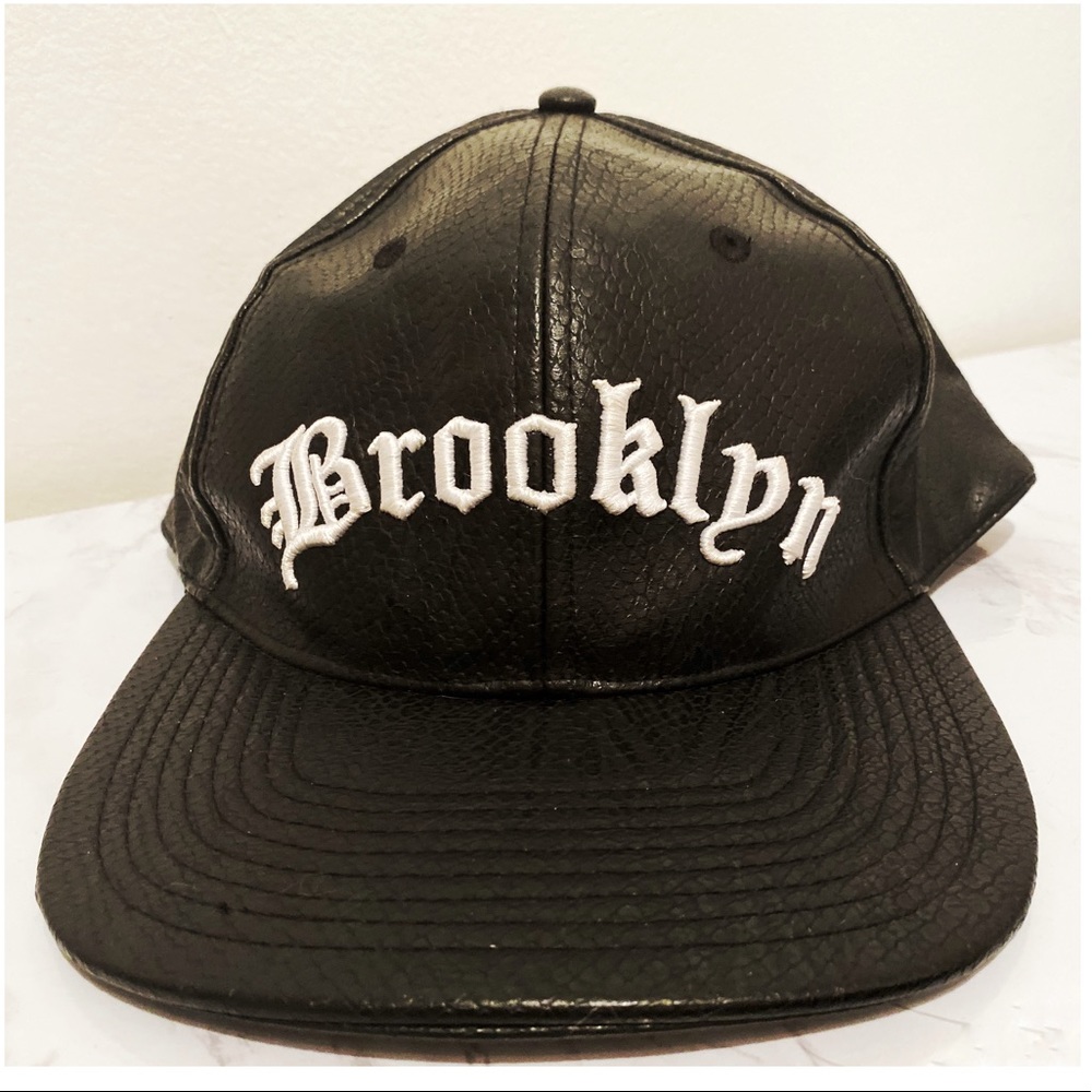 Urban Outfitters blk patent snakeskin Brooklyn Cap